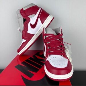 Air Jordan 1 High ‘Newstalgia Chenille’